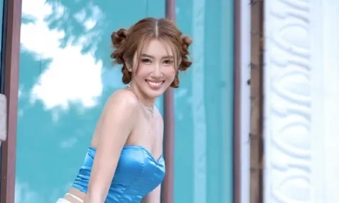 Body ngày càng mỏng của Thúy Ngân gây tranh cãi