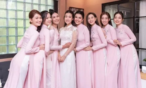 Cận cảnh lễ ăn hỏi Hoa hậu Đỗ Mỹ Linh, dàn phù dâu nổi bật toàn bông hậu