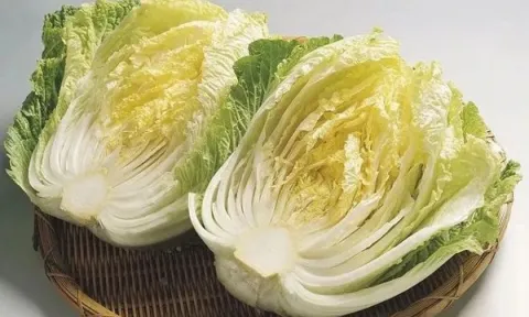 1 loại rau quen thuộc bán đầy ngoài chợ chứa chất gây hại sức khỏe