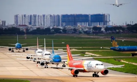Sát kỳ nghỉ Lễ Quốc khánh, giá vé máy bay nội địa tăng 'chóng mặt'