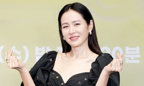 Lộ diện người phụ nữ xinh đẹp chung dòng máu với Son Ye Jin, nhan sắc gây bất ngờ