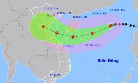 Bão số 6 tăng cấp trên biển Đông, hướng vào miền Trung nước ta