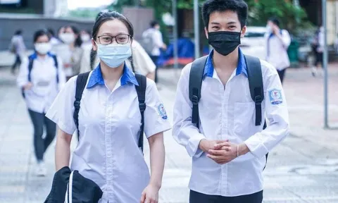 Chiều nay, hơn 1 triệu thí sinh làm thủ tục dự thi tốt nghiệp THPT 2022