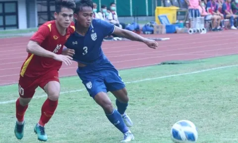 HLV Đinh Thế Nam nói gì sau khi U19 Việt Nam ngược dòng hạ U19 Thái Lan?