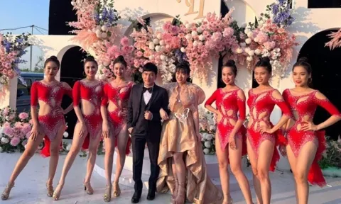 Hát 8 bài tại đám cưới ở Bắc Ninh, Quang Hà nhận cát-xê khiến nhiều người giật mình