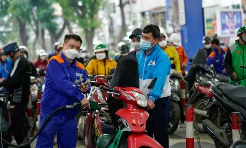 Giá xăng tăng hay giảm vào ngày mai 5/9?