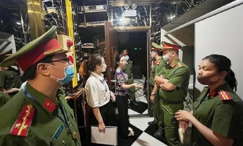 TP.HCM công bố danh sách 61 quán karaoke, vũ trường, quán bar bị đình chỉ, tạm đình chỉ