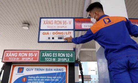 Bộ Tài chính đề xuất giảm 1.000 đồng/lít thuế bảo vệ môi trường đối với xăng