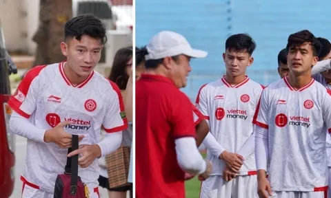 Tuấn Tài trở lại tập luyện cùng Viettel, 'bất ngờ' với số áo lạ