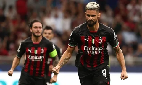 Nhận định AC Milan vs Napoli (1h45 19/09/2022) vòng 7 Serie A: Đại chiến ngôi đầu bảng