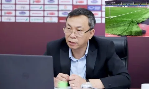 Đại diện VFF đề nghị sử dụng sân cỏ tự nhiên cho trận Singapore - Việt Nam