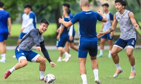 Tên trộm lấy cắp giày của dàn cầu thủ Hà Nội FC bị bắt