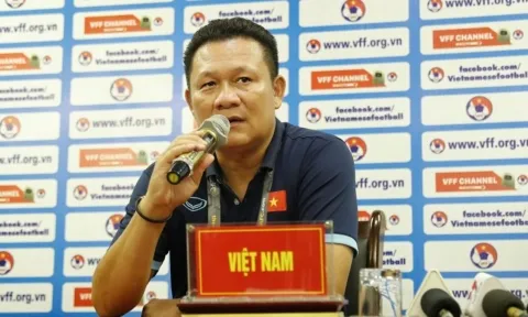 HLV Nguyễn Quốc Tuấn khẳng định U17 Việt Nam không sợ Thái Lan 