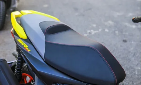 'Cực phẩm' xe ga ra mắt khách Việt: Đối đầu Honda Air Blade 160, giá bán khiến Honda SH 'khóc thét'