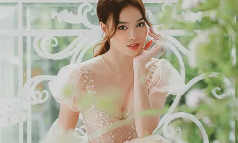 Ninh Dương Lan Ngọc bất ngờ báo tin vui ở tuổi 32, dàn sao Việt cùng khán giả đồng loạt chúc mừng