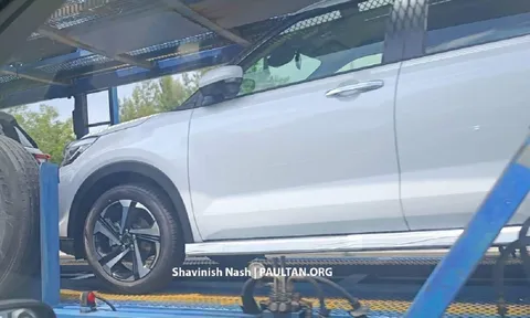 'Bản sao' Toyota Raize đổ bộ đại lý với giá dự kiến 328 triệu, Kia Sonet không có cửa cạnh tranh