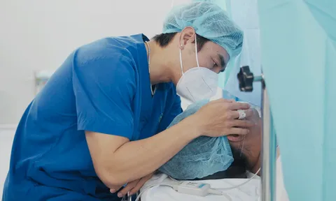 NSƯT Kim Tử Long, Khả Như và khán giả xúc động trước tâm thư Lê Dương Bảo Lâm gửi đến vợ sau sinh