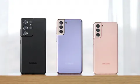 Giá Galaxy S21 Series tháng 8/2022: Galaxy S21 FE đứng đầu phân khúc 10 triệu, ‘đá bay’ iPhone 11