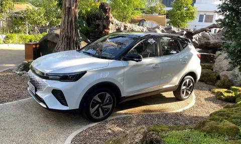 'Bom tấn' hủy diệt Toyota Corolla Cross ra mắt với giá 512 triệu, toàn diện từ thiết kế đến trang bị