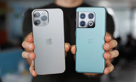 So sánh chất lượng camera của OnePlus 10T và iPhone 13 Pro Max: Điện thoại nào chụp ảnh đẹp hơn?