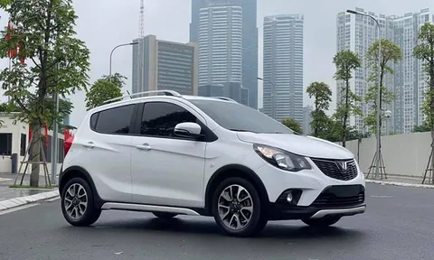 Giá lăn bánh VinFast Fadil tháng 8/2022: Ưu đãi mạnh tay, quyết không cho Hyundai Grand i10 ngóc đầu