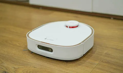 Trải nghiệm nhanh Robot lau sàn hút bụi Dreame W10 Pro: Rất đáng để đầu tư