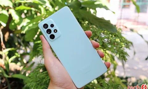 Giá Galaxy A52s tháng 8/2022: Vua tầm trung vẫn rất mạnh đè bẹp cả iPhone 11 nhưng rẻ hơn cả triệu
