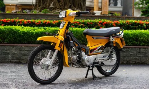 Dân tình 'điên đảo' trước 'cực phẩm' Honda Dream đẹp mê mẩn, có giá lên tới cả trăm triệu đồng