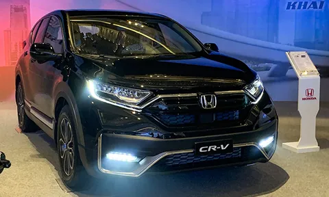 Giá xe Honda CR-V lăn bánh tháng 8/2022: Đủ hấp dẫn để đè bẹp Hyundai Tucson và Mazda CX-5