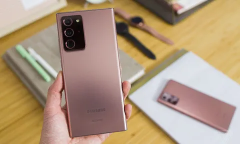 Giá Galaxy Note 20 Ultra tháng 8 giảm ‘kỷ lục’ tới 14 triệu, chạm mốc 19 triệu ‘hạ gục’ iPhone 12