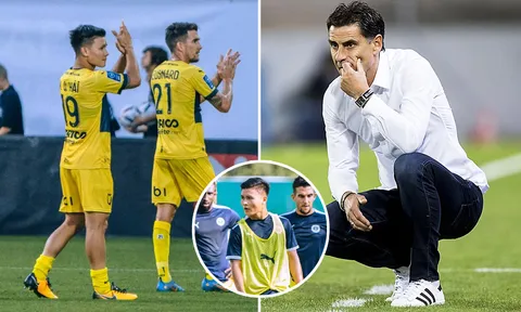 Quang Hải 'trở lại mặt đất' sau khởi đầu như mơ, nguy cơ mất suất đá chính ở Pau FC chỉ sau 1 trận?