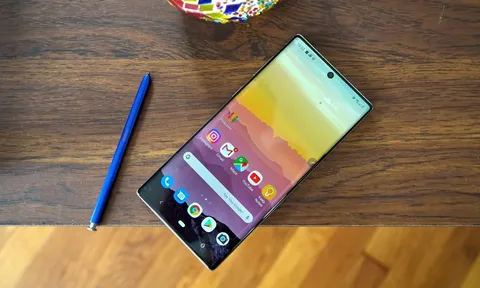 Giá Galaxy Note 10 Lite tháng 8 chạm mốc 10 triệu, ‘vùi dập’ iPhone SE 2022 với bút S Pen