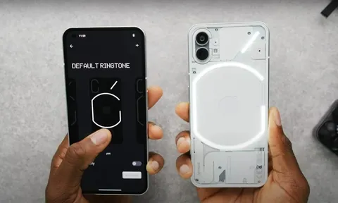 Màn hình của Nothing Phone (1) không đủ độ sáng như quảng cáo ban đầu