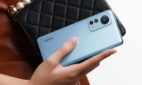 Xiaomi 12 giảm ‘cực gắt’ trong tháng 8/2022, chạm mốc 16 triệu, ‘hủy diệt’ iPhone 12 lẫn Galaxy S22