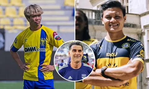 Phá dớp của Công Phượng ở châu Âu, Quang Hải nhận phản ứng bất ngờ từ HLV Pau FC sau 2 trận đá chính
