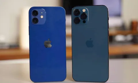 Chênh 2 triệu, nên mua iPhone 11 Pro Max Like New hay mua iPhone 12 Fullbox?