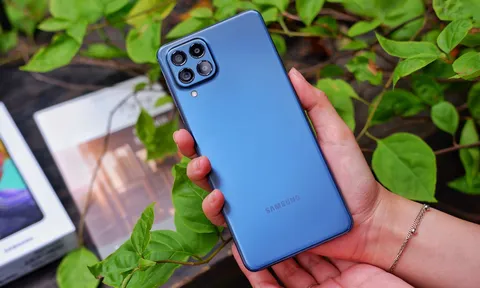 Deal hot trong ngày 18/8: ‘Thủ lĩnh của các mãnh thú tầm trung’ Galaxy M53 5G chỉ còn 10,8 triệu