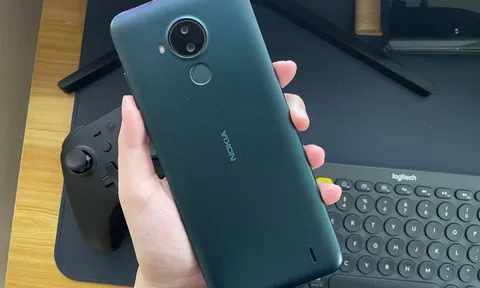 Khách Việt 'xỉu ngang xỉu dọc' trước Nokia C30 giá chưa đến 2 triệu, có pin 6000 mAh trâu hơn iPhone