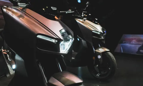 Honda SH ‘như cá nằm trên thớt’ vì mẫu xe tay ga mới ra mắt: Thiết kế đẹp như mơ, giá 84 triệu đồng