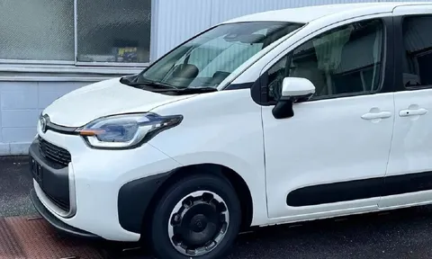Toyota ra mắt mẫu MPV với giá rẻ như cho, vừa về đại lý đã khiến dân tình 'quên' Mitsubishi Xpander
