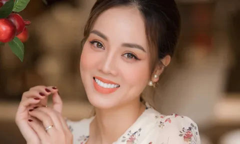Vợ Công Lý khiến bạn bè và khán giả lo lắng khi thể hiện tâm trạng buồn rầu, trăn trở vào rạng sáng