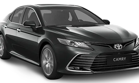 Chiếc Toyota Camry 2022 'làm mưa làm gió' với giá khó tin, dân tình vỡ òa vì điểm đặc biệt này