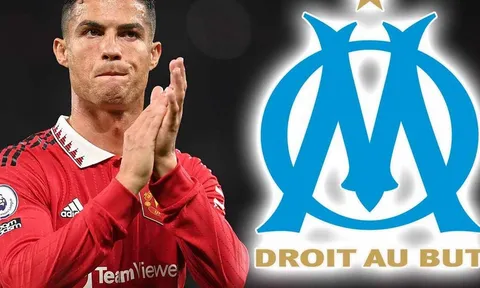 Tin bóng đá quốc tế 2̀5/8: Ronaldo chuẩn bị rời MU, xác nhận đang liên hệ với đội bóng 'cực lạ'