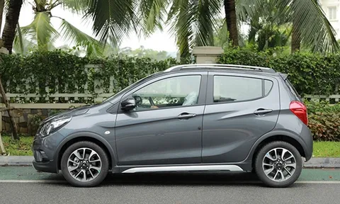 Giá xe VinFast Fadil tháng 8/2022: Ưu đãi ngập tràn, trang bị so kè Kia Morning, Hyundai Grand i10