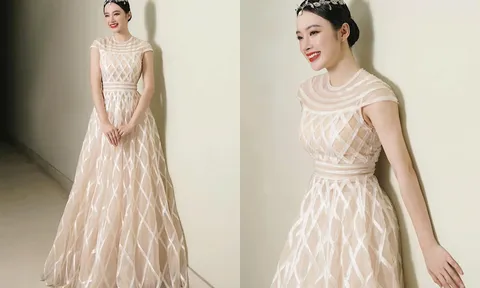 Angela Phương Trinh xuất hiện với ngoại hình khác lạ khiến cư dân mạng không khỏi ngỡ ngàng
