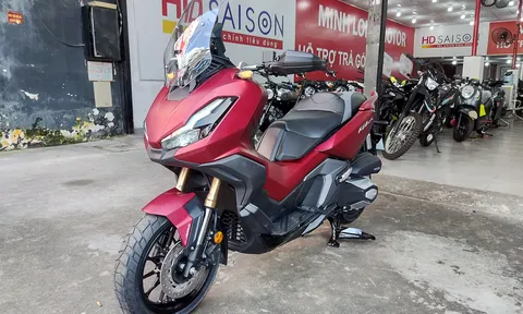 Khách Việt hối hả xuống tiền vì ‘Honda SH phiên bản đi phượt’ nhập Thái về Việt Nam với giá cực ngon