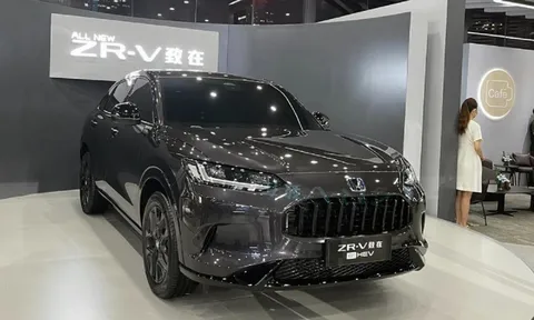 Toyoto Corolla Cross 2022 'nóng mặt' khi đối thủ giá 559 triệu có thêm bản hybrid