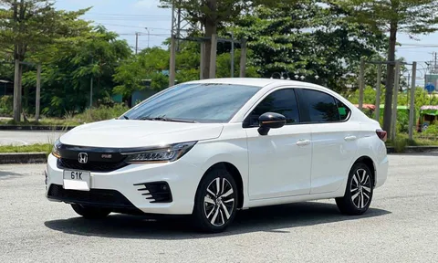 Dân tình 'đứng hình' trước chiếc Honda City RS 2022 rao bán giá khó tin, lộ một điểm cực đặc biệt