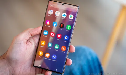 Giá Galaxy Note 20 Ultra tháng 9/2022 giảm sâu ngỡ ngàng hút khách Việt, ‘hủy diệt’ iPhone 12