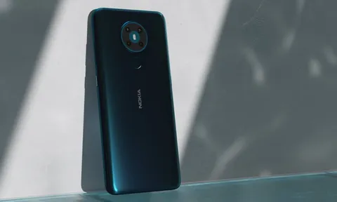 Giá Nokia G10 tháng 9/2022 rẻ bằng 1/9 iPhone 13 Pro Max, màn hình lớn xem phim cực đã